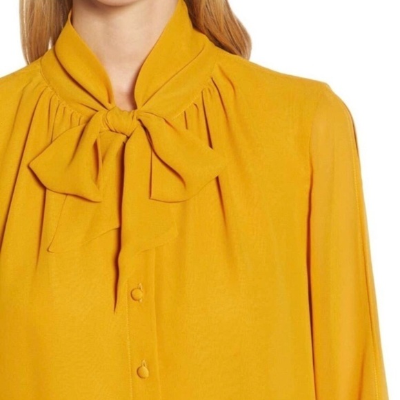 Vince Camuto Cold Shoulder Tie Neck Yellow Top XS - Picture 6 of 11